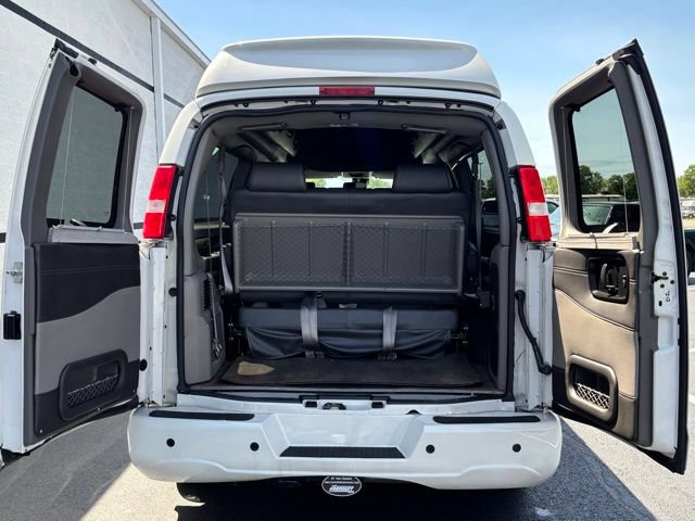 Used 2020 GMC Savana 2500 Extended w/ Enhanced Convenience Package RWD image 10