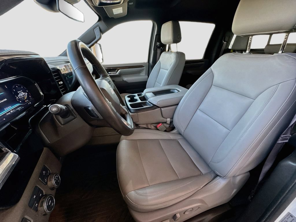 Used 2024 Chevrolet Silverado 2500 LT AWD/4WD image 24