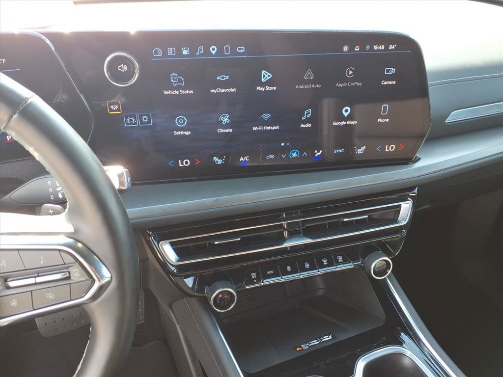 Used 2025 Chevrolet Traverse LT FWD image 28