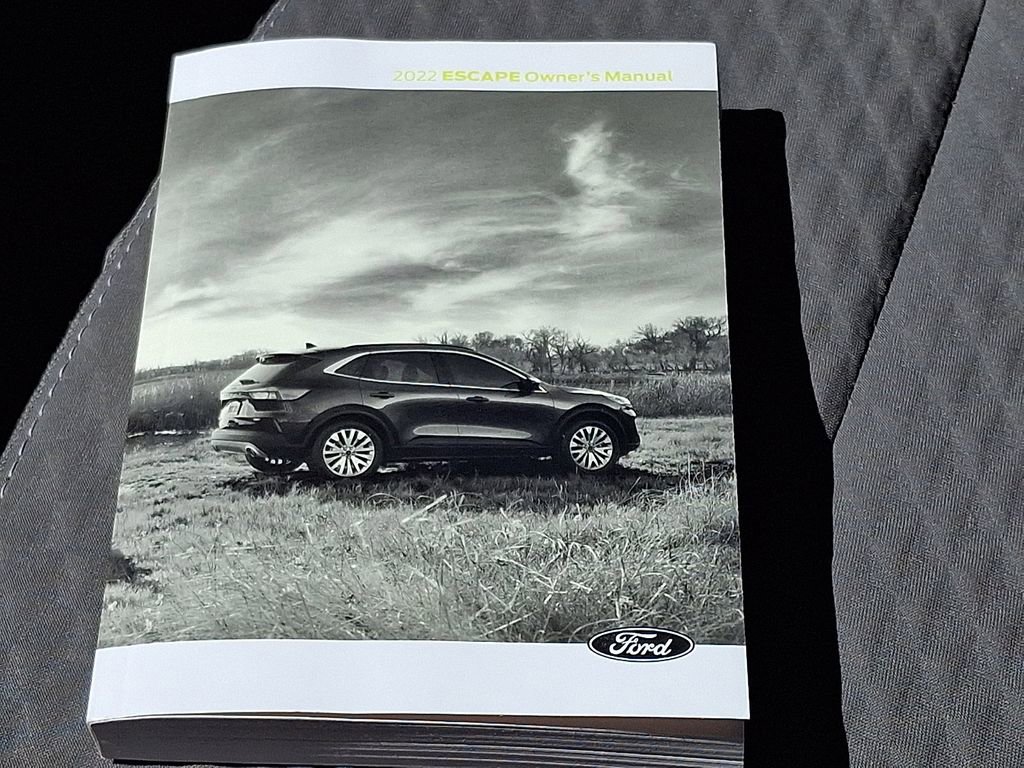 Certified 2022 Ford Escape SE AWD/4WD image 25