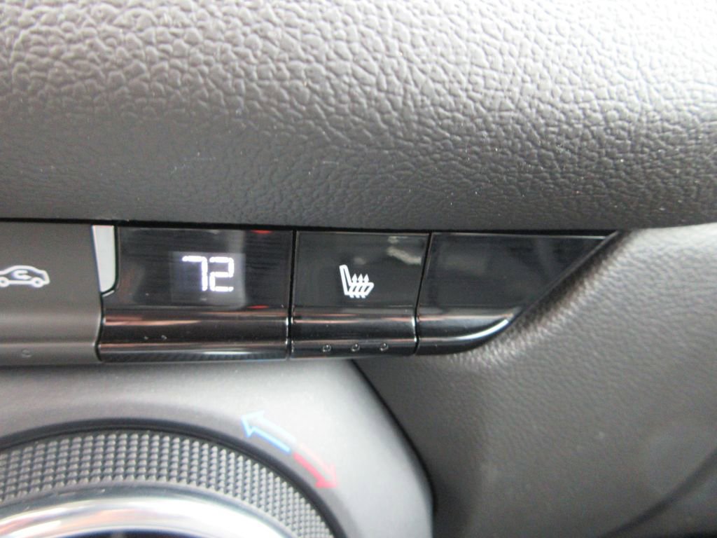 Certified 2023 Chevrolet Blazer LT image 32