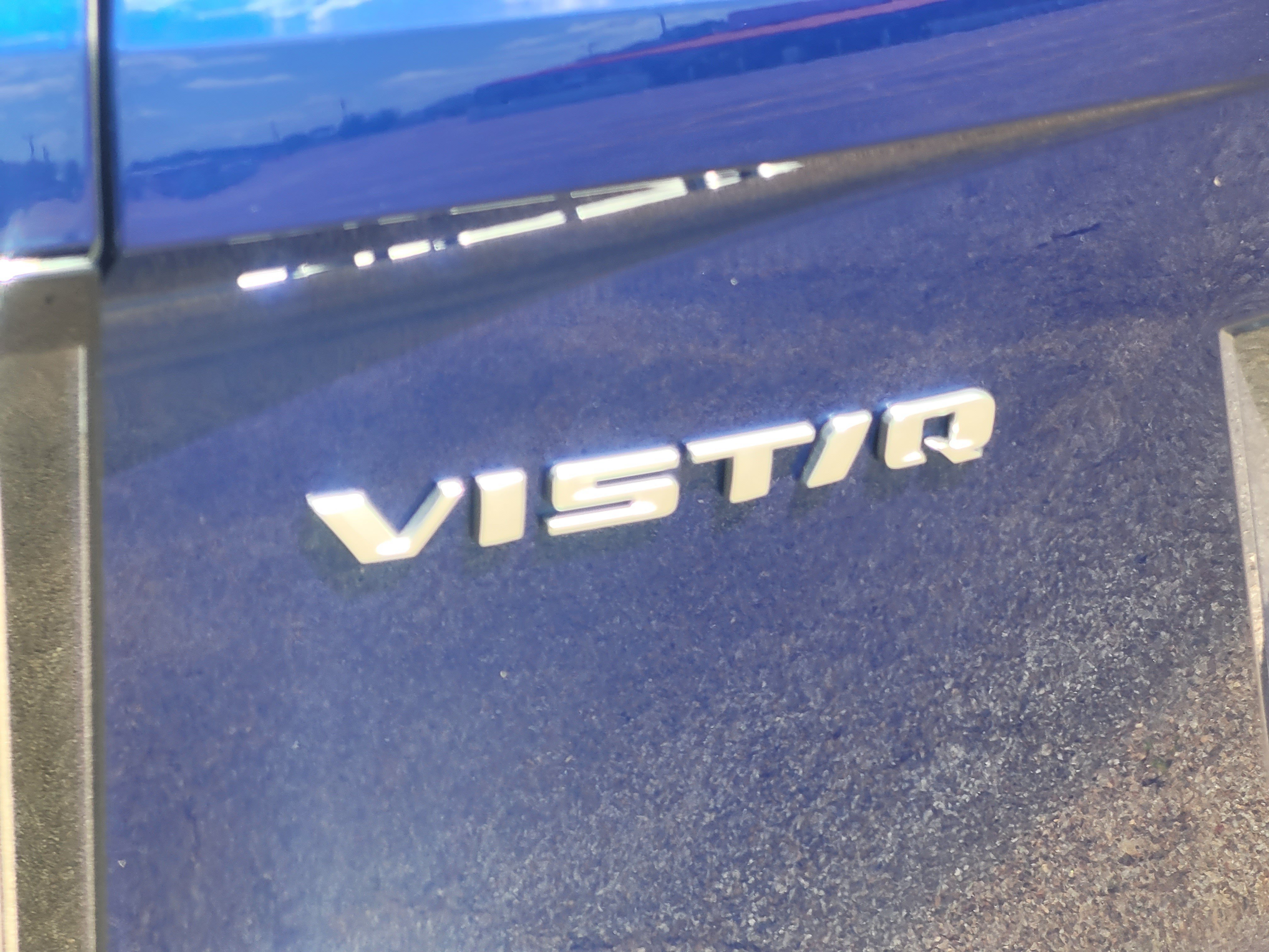 New 2027 Cadillac Vistiq Sport w/ LPO, Floor Liner Package AWD/4WD image 6