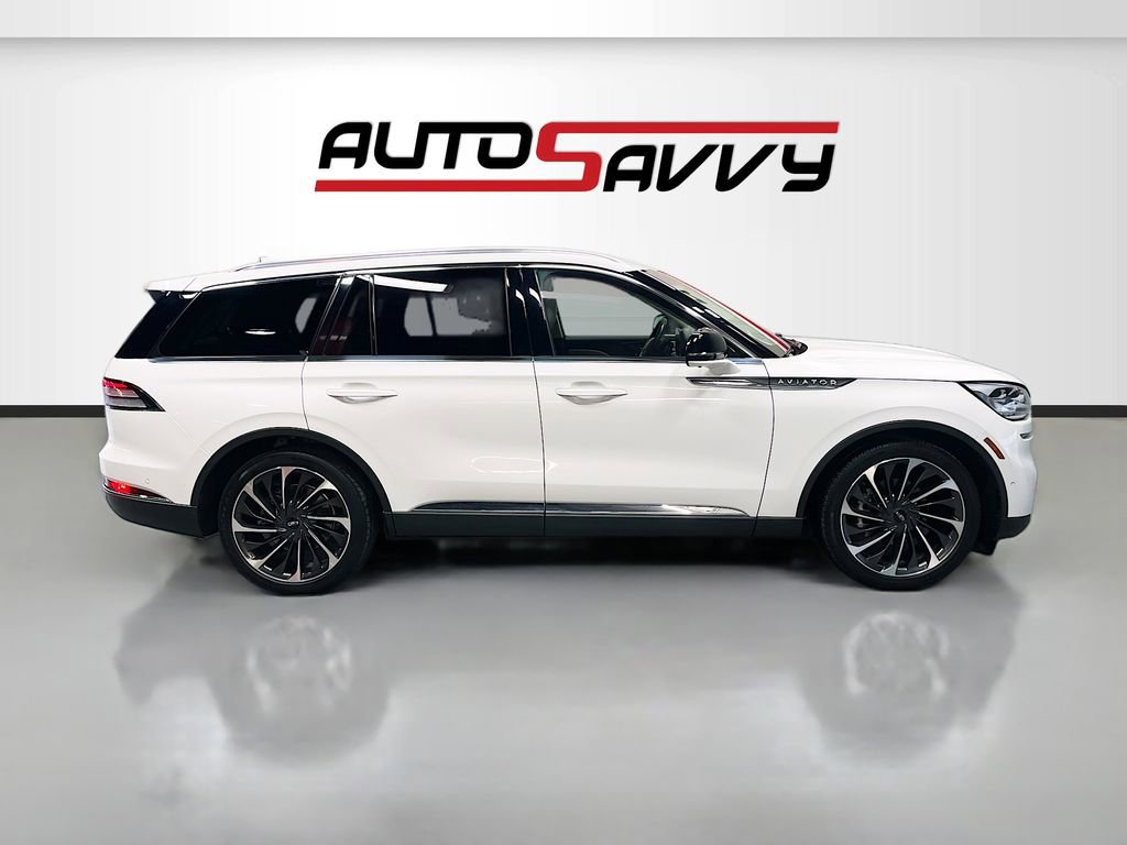 Used 2022 Lincoln Aviator Reserve w/ Equipment Group 201A image 8