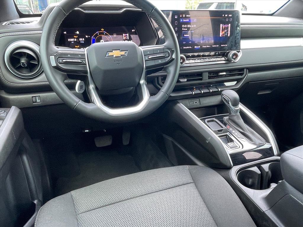 Used 2025 Chevrolet Colorado LT RWD image 10