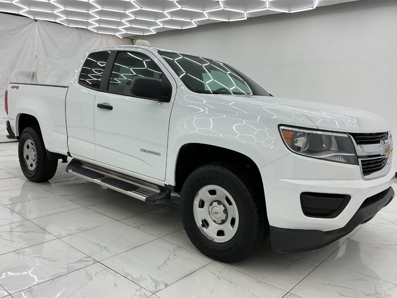 Used 2020 Chevrolet Colorado W/T w/ WT Convenience Package AWD/4WD image 7