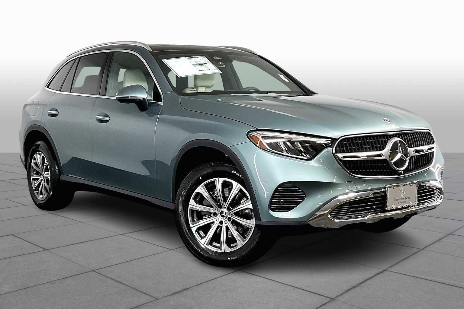 New 2025 Mercedes-Benz GLC 300 GLC 300 image 2