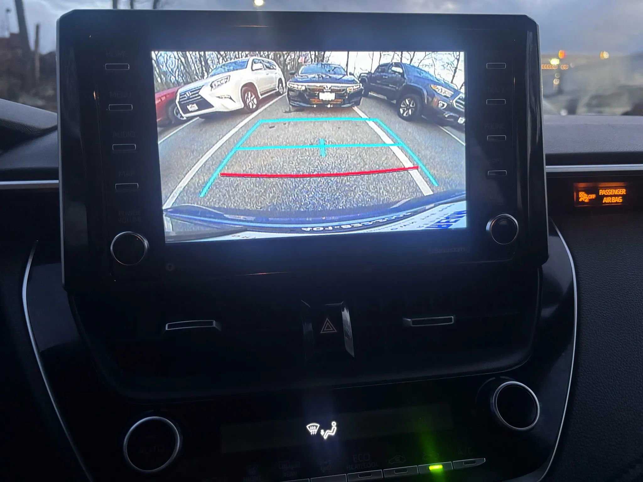 Used 2021 Toyota Corolla SE image 23