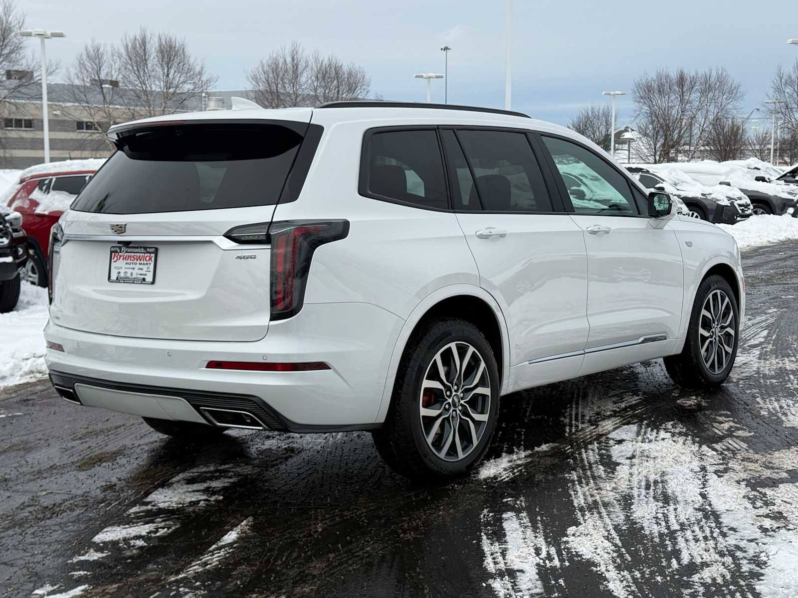 Used 2024 Cadillac XT6 Sport image 4