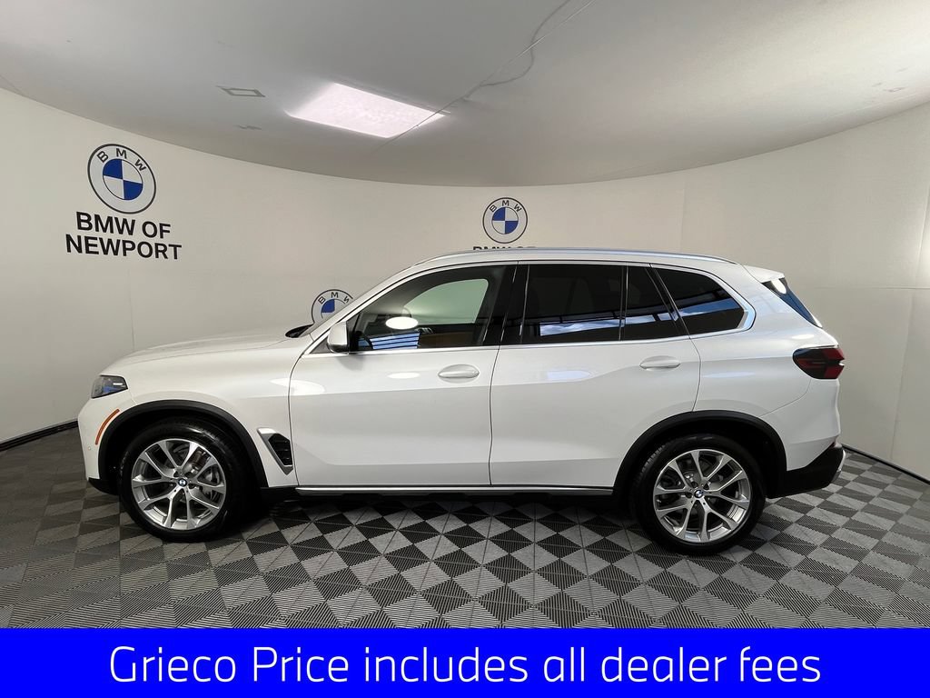 Used 2024 BMW X5 xDrive40i w/ Premium Package AWD/4WD image 11