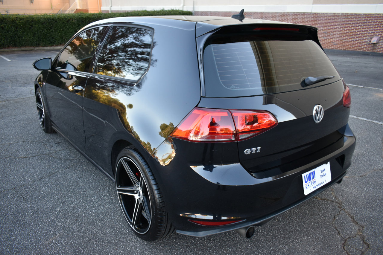 Used 2015 Volkswagen GTI S image 8
