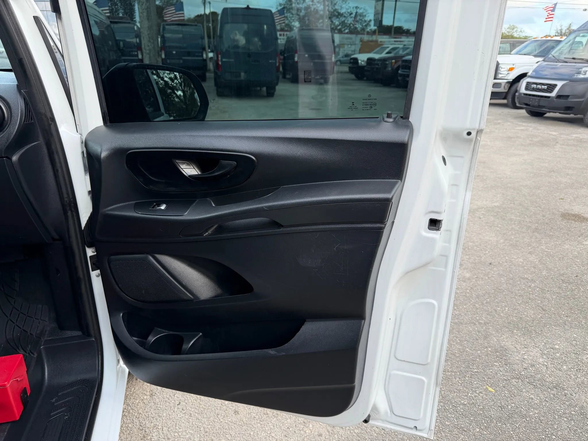 Used 2020 Mercedes-Benz Metris w/ Safety Package image 17