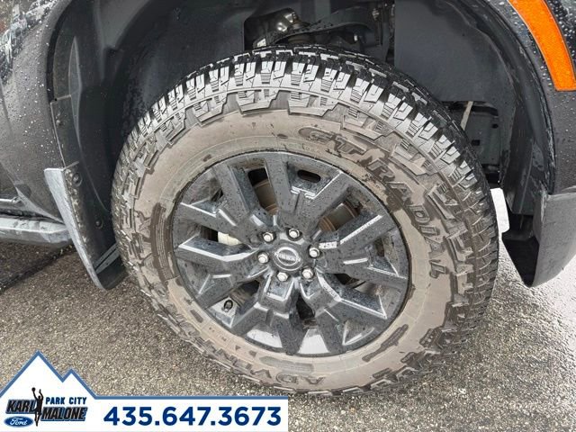 Used 2023 Nissan Frontier SV w/ Midnight Edition Package image 9