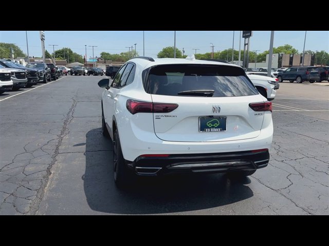 Used 2024 Buick Envision Sport Touring AWD/4WD image 7