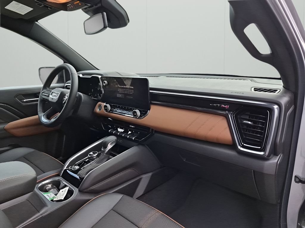 New 2026 GMC Canyon AT4 image 14