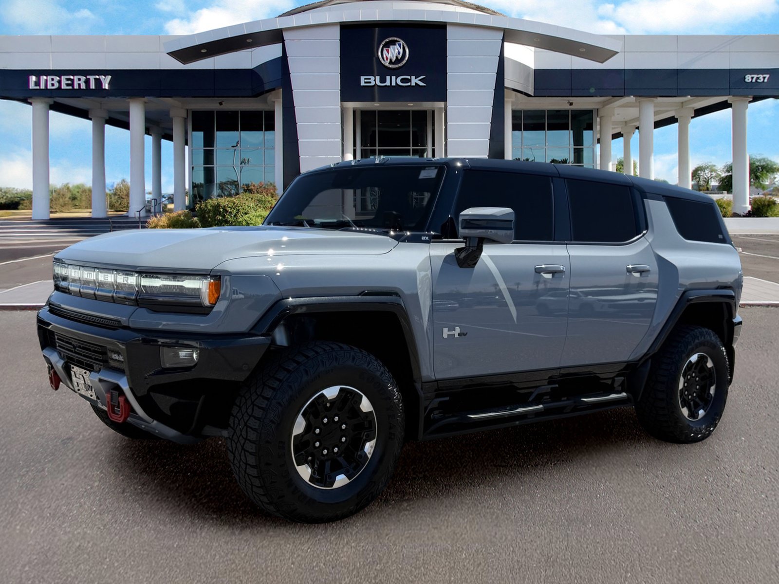 Used 2024 GMC Hummer EV 2X w/ Extreme Off-Road Package AWD/4WD image 8