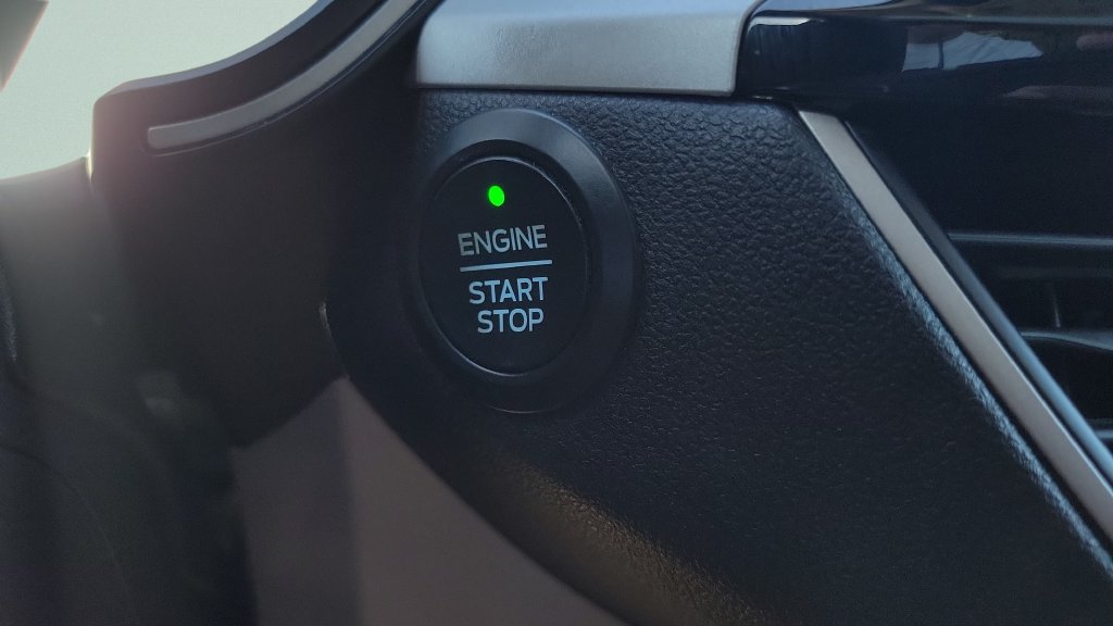 Used 2020 Ford Escape SEL FWD image 23