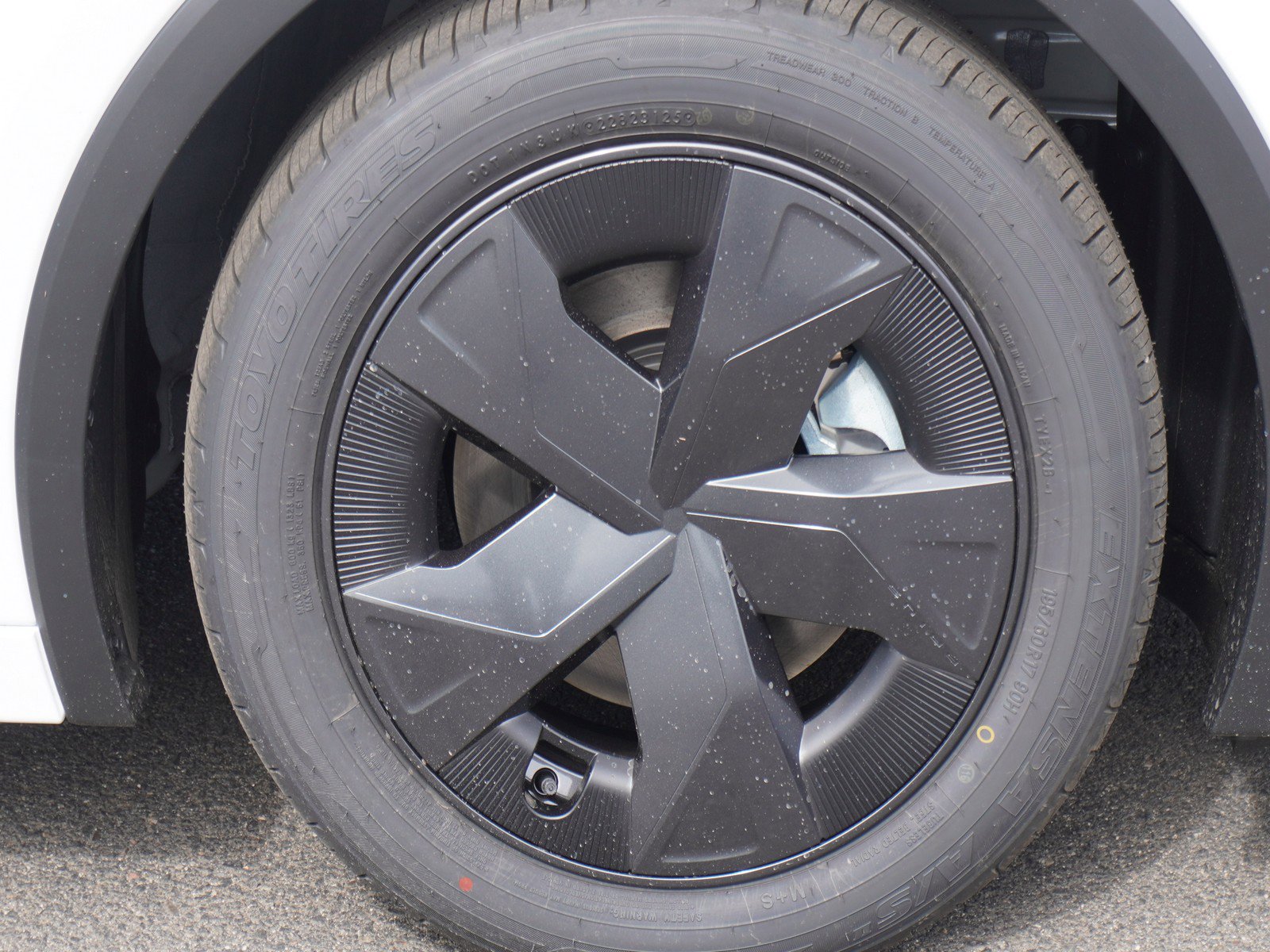 New 2026 Toyota Prius Plug-In Hybrid image 5