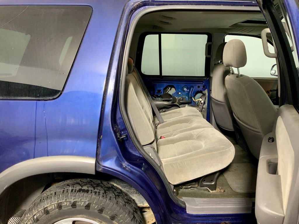 Used 2005 Ford Explorer XLT AWD/4WD image 20