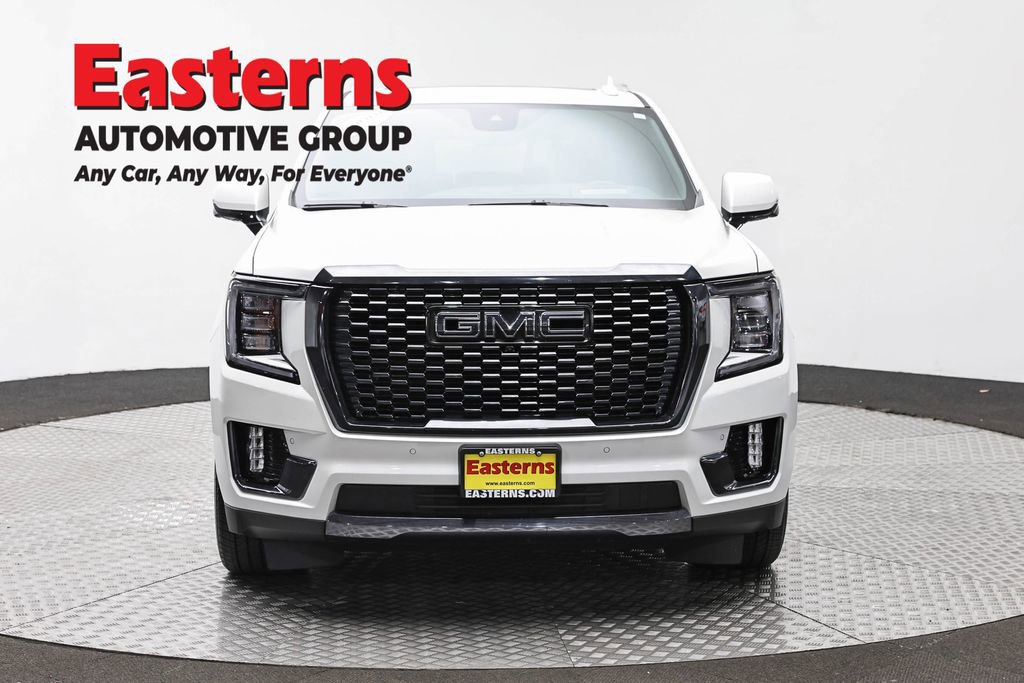Used 2023 GMC Yukon XL Denali Ultimate w/ LPO, Floor Liner Package AWD/4WD image 2