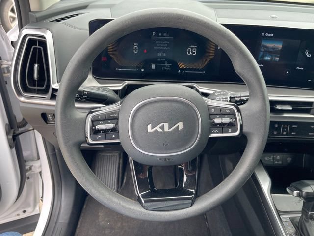 Used 2024 Kia Sorento LX FWD image 13