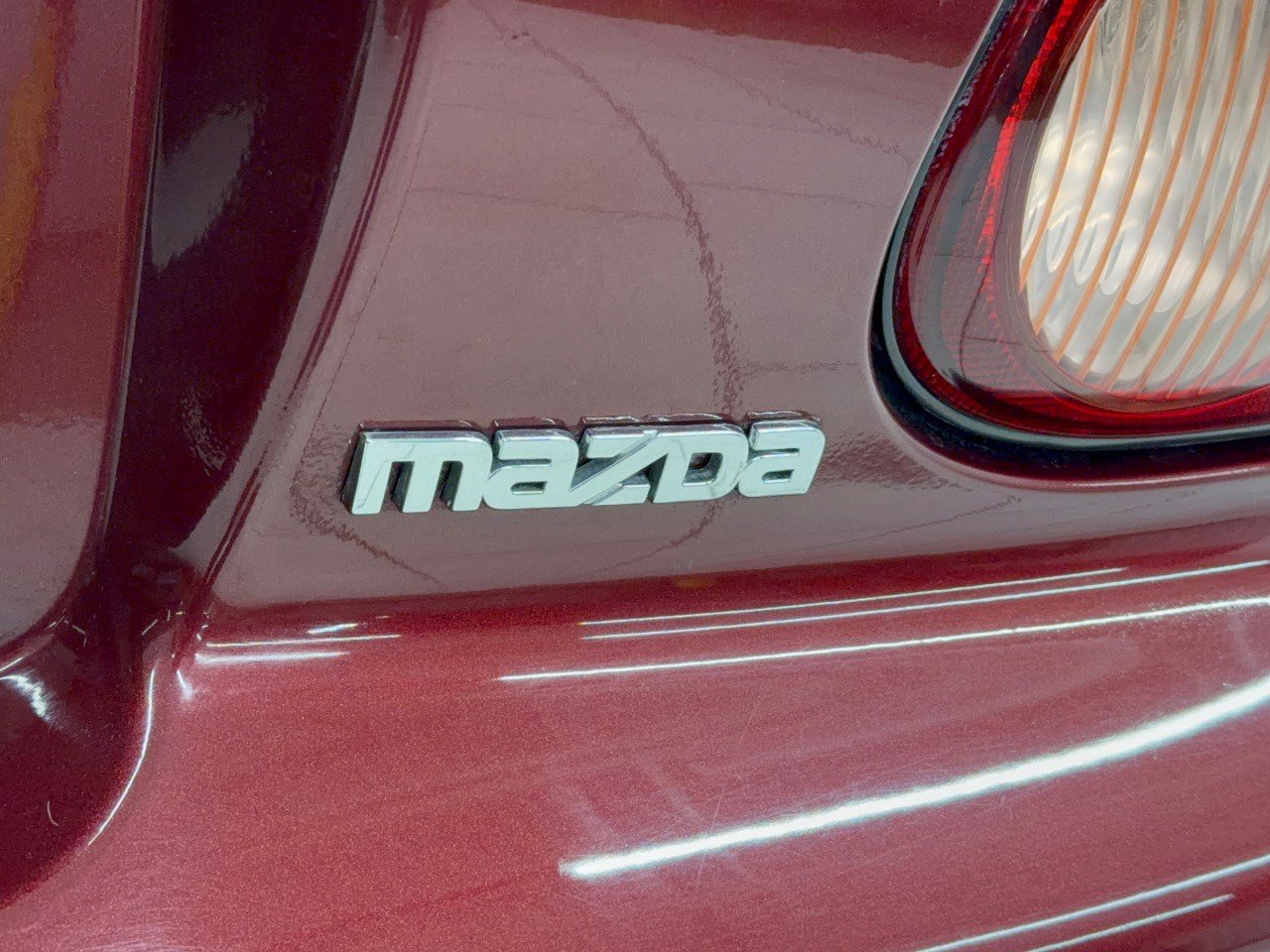 Used 2003 MAZDA MX-5 Miata LS RWD image 33