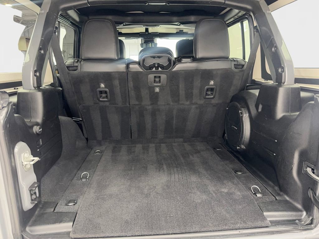 Used 2023 Jeep Wrangler Altitude image 76