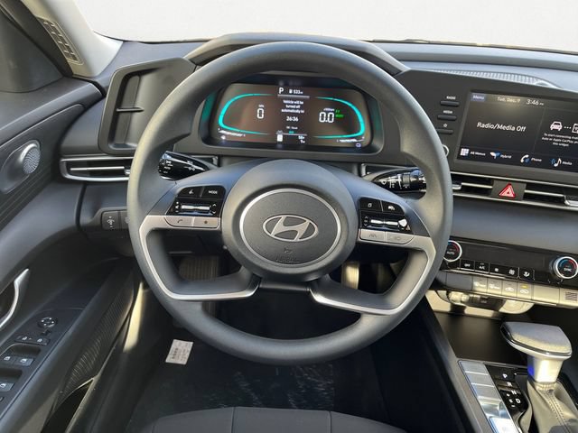 Certified 2026 Hyundai Elantra Hybrid FWD image 14