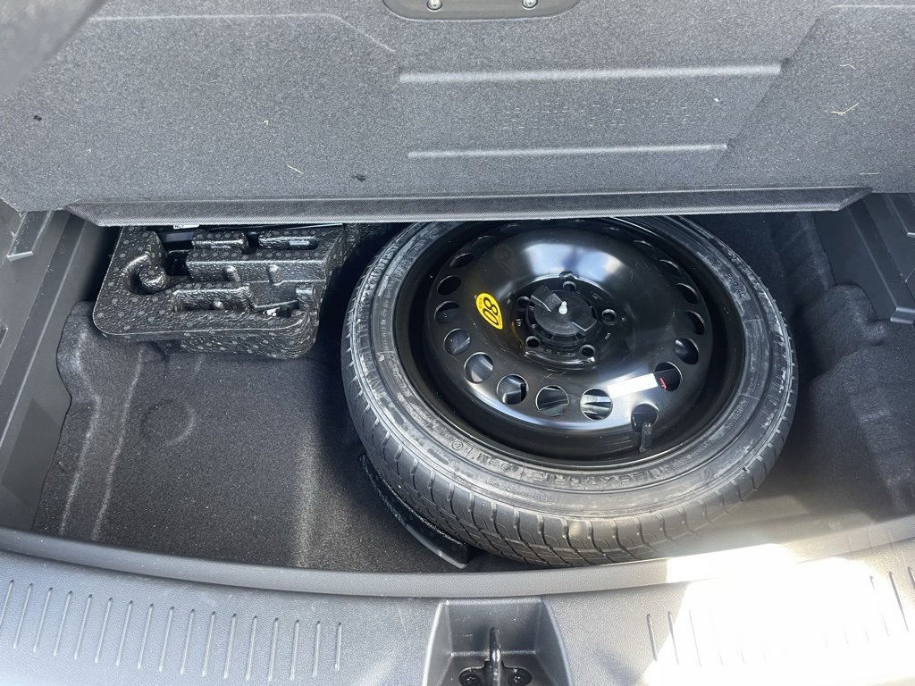 Used 2023 Buick Encore GX Essence w/ Experience Buick Package image 22