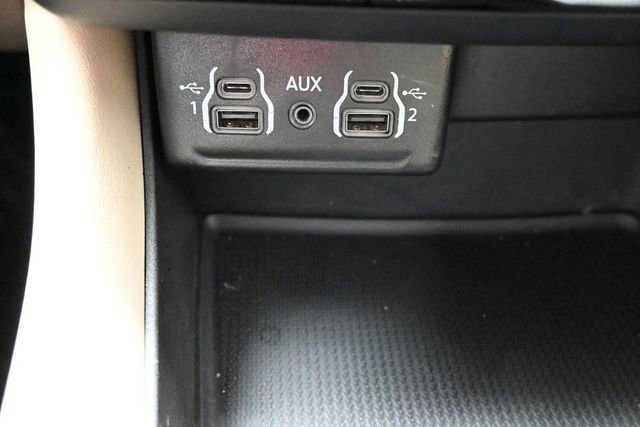 Used 2022 Dodge Durango SXT w/ Anodized Platinum Package AWD/4WD image 45