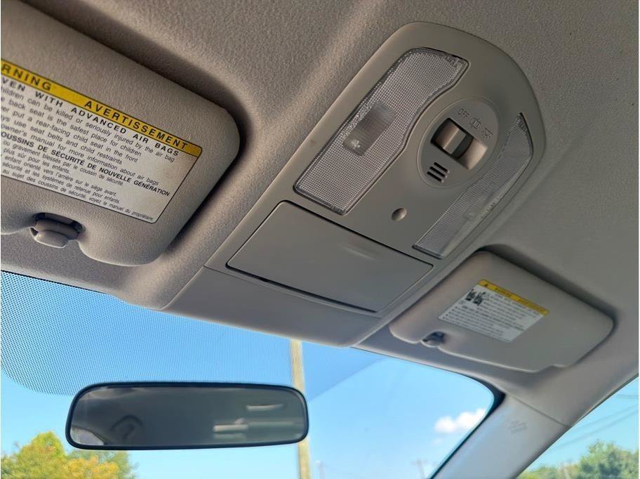 Used 2013 Toyota Prius Two FWD image 16