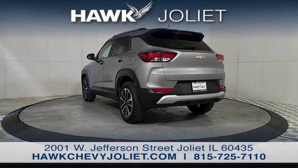 Used 2025 Chevrolet TrailBlazer LT AWD/4WD image 6
