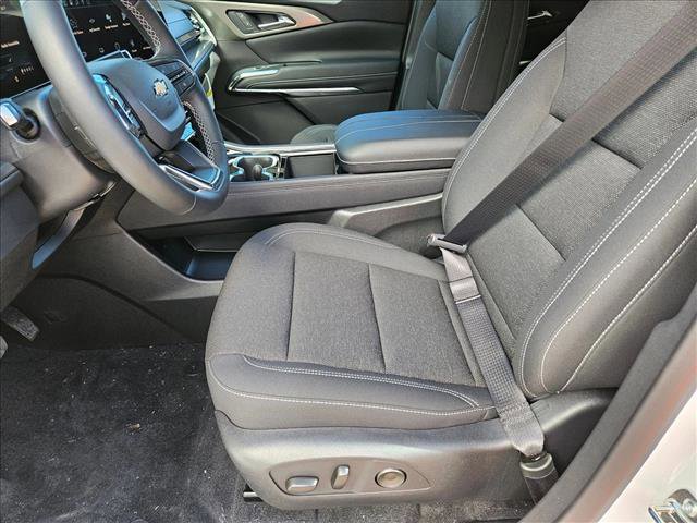 New 2026 Chevrolet Traverse LT image 4