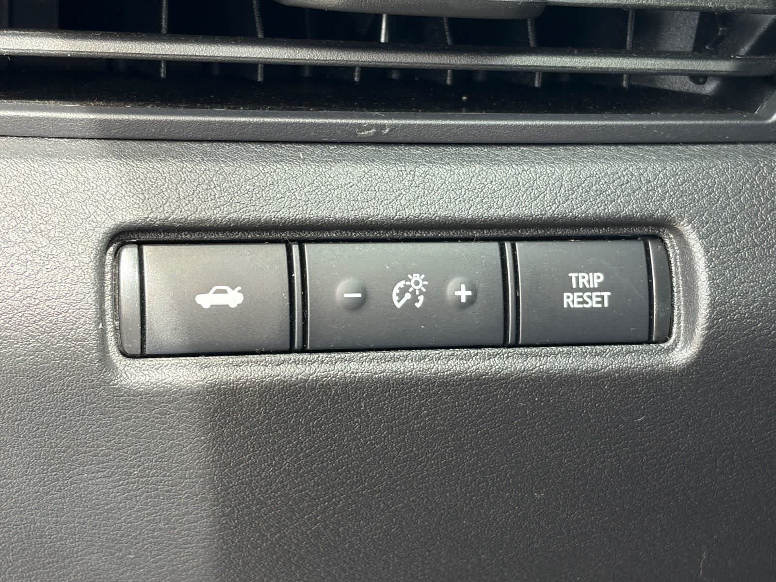 Certified 2023 Nissan Altima 2.5 SR FWD image 17