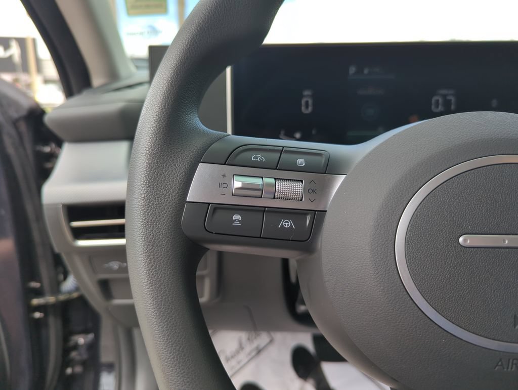 Used 2025 Hyundai Sonata SE FWD image 39