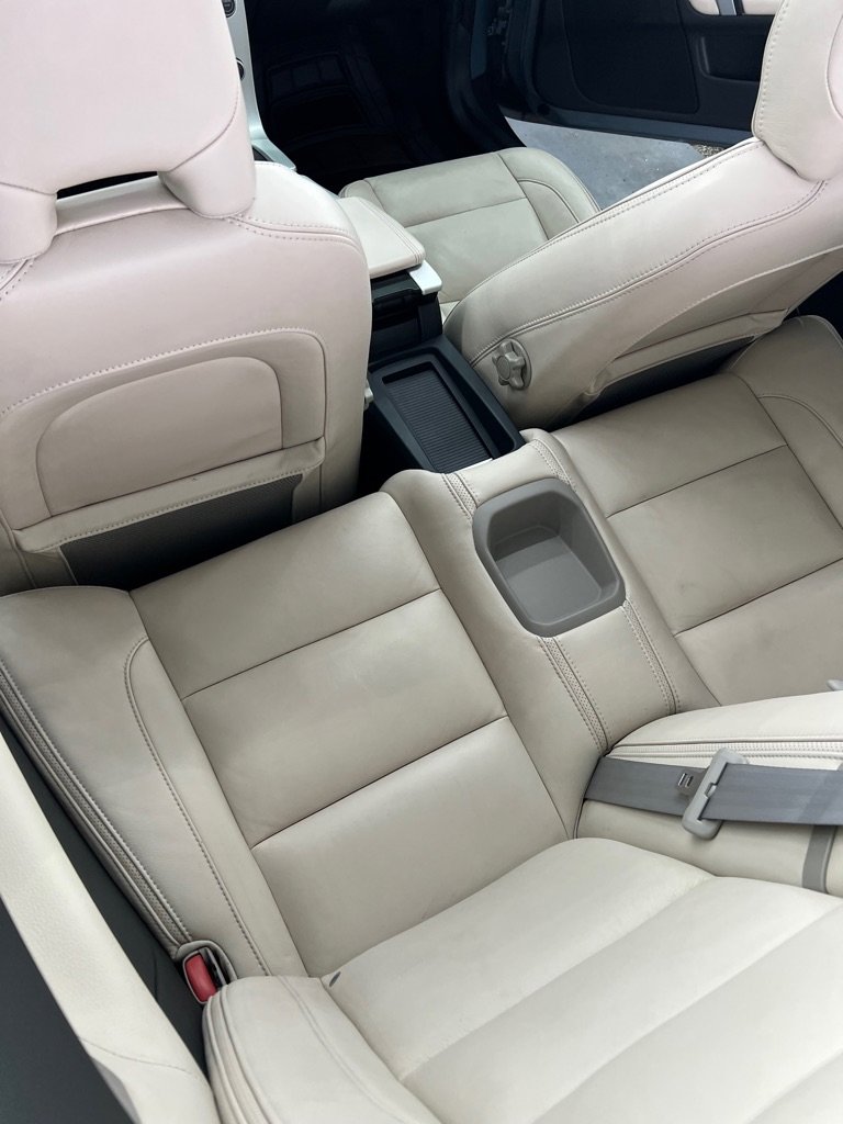 Used 2013 Volvo C70 T5 image 33