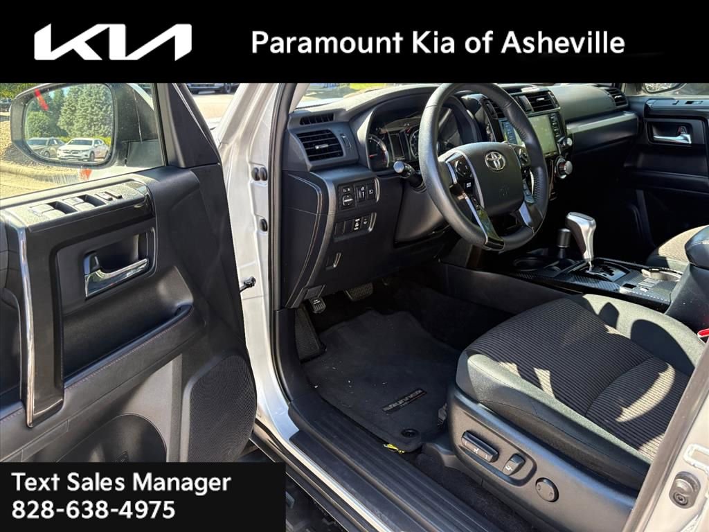 Used 2024 Toyota 4Runner TRD Off-Road image 13