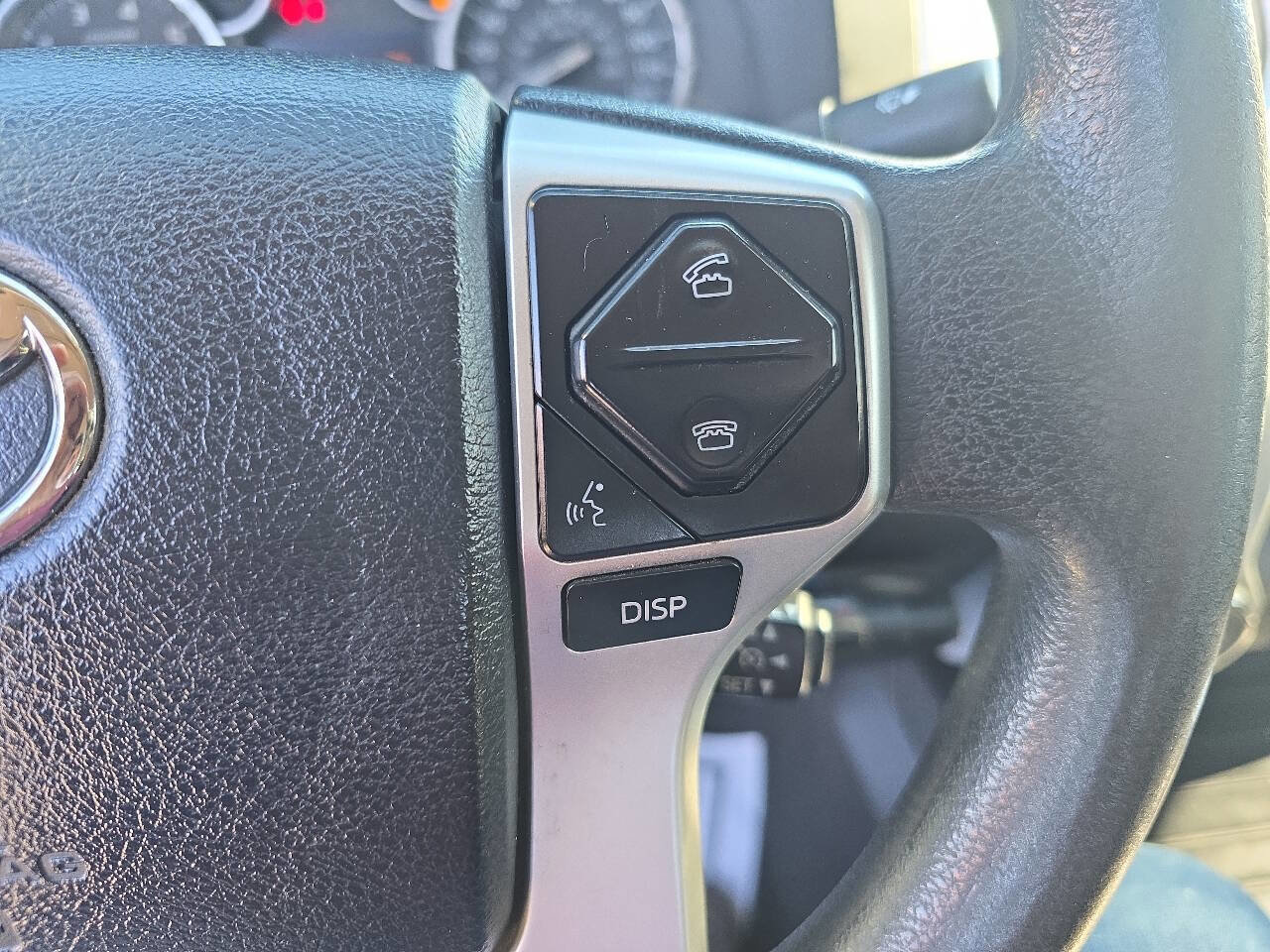 Used 2015 Toyota Tundra SR5 w/ TRD Off Road Package image 38