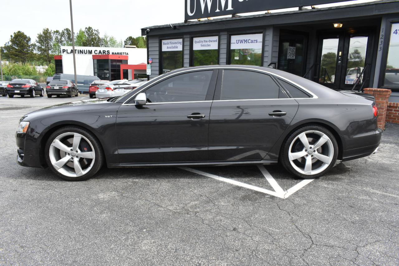 Used 2015 Audi S8 image 9