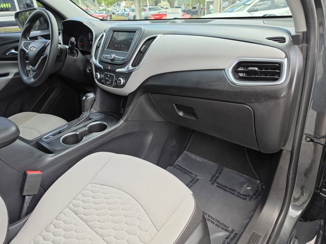 Used 2019 Chevrolet Equinox LS w/ LS Convenience Package FWD image 12
