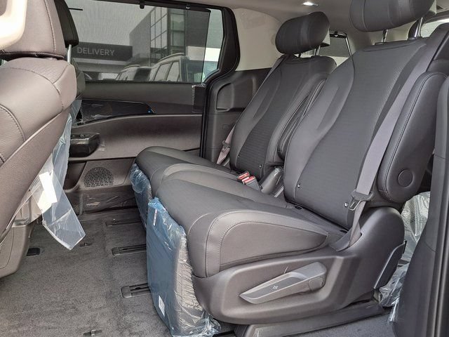 New 2026 Kia Carnival SX Prestige FWD image 13