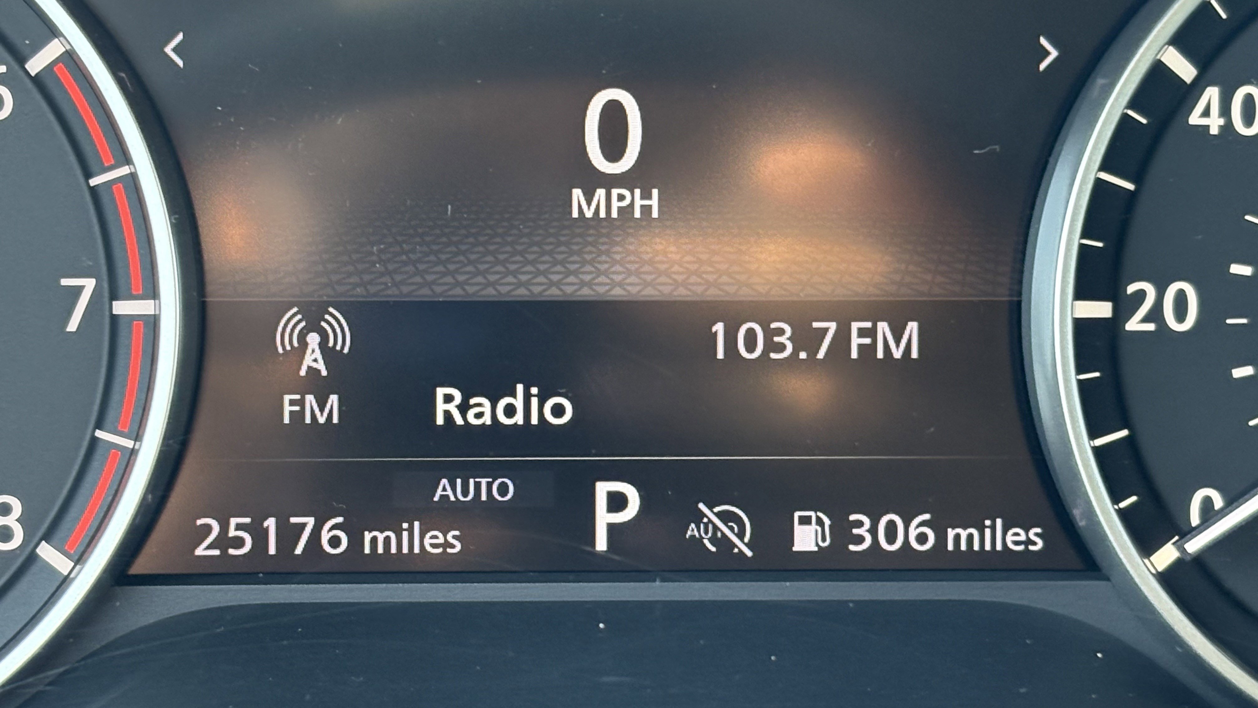 Used 2024 Nissan Rogue SV image 23