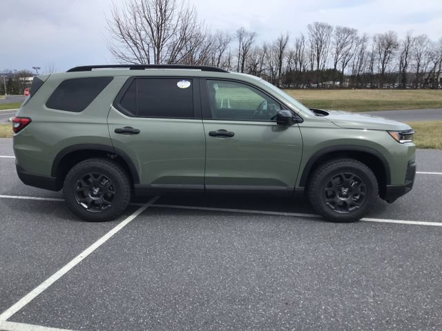 New 2026 Honda Pilot TrailSport image 2