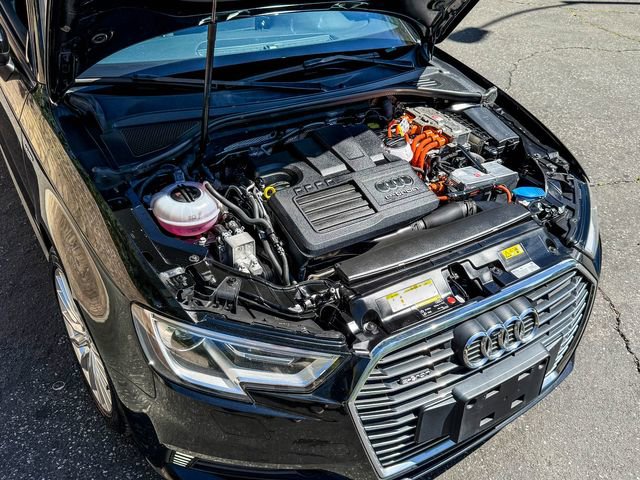 Used 2017 Audi A3 e-tron Premium image 11