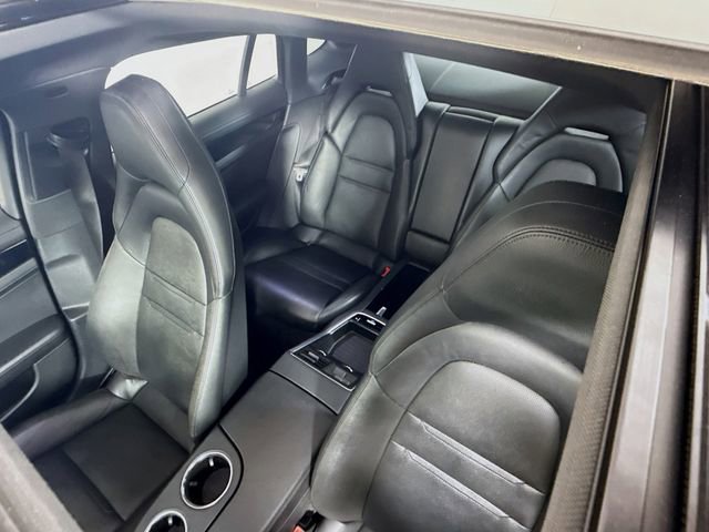 Used 2018 Porsche Panamera 4 image 14