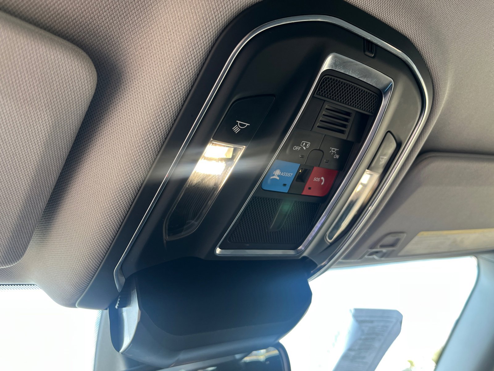 Certified 2023 Jeep Grand Cherokee L Laredo image 31