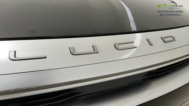 Used 2025 Lucid Air Pure RWD image 31