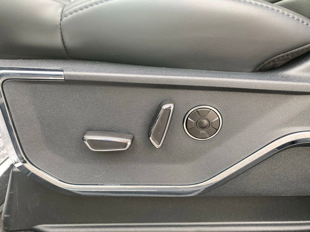 New 2025 Ford F150 Platinum image 16
