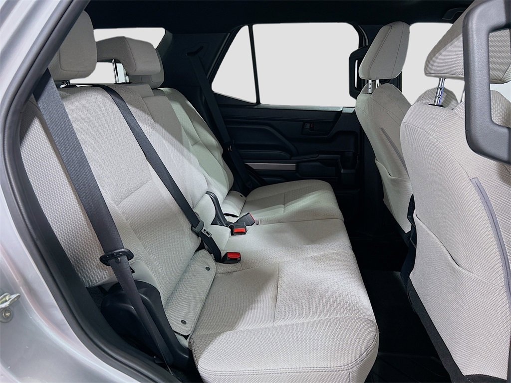 Used 2025 Toyota 4Runner SR5 image 22