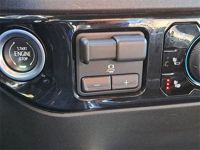 Used 2024 Chevrolet Silverado 3500 High Country image 16