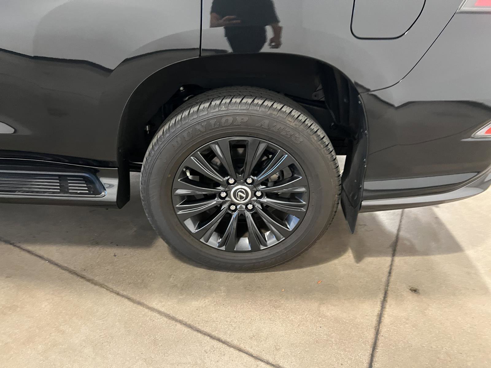 Used 2023 Lexus GX 460 Luxury w/ Sport Design Package AWD/4WD image 46